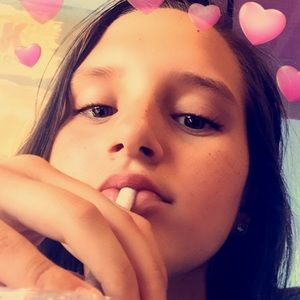 Meet your Posher, Makayla